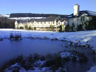 BrookLodge Hotel