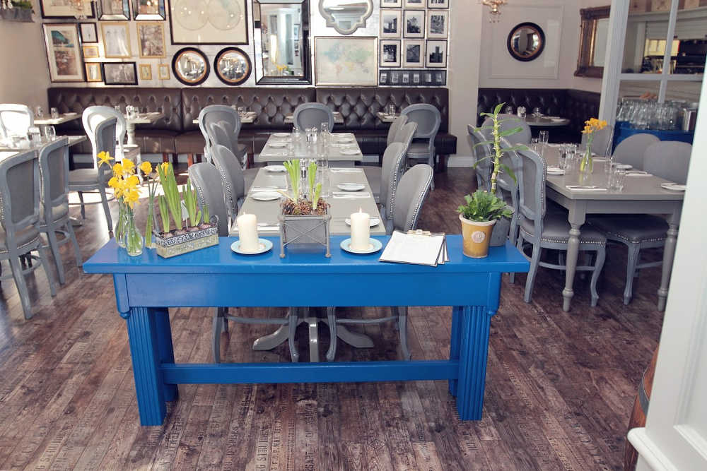 Sash Restaurant - Blue Table