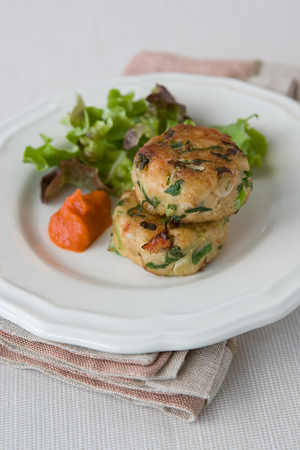 Crab Cakes with Coriander and Chilli 