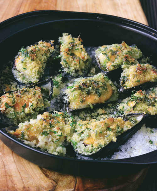 Garlic Stuffed Mussels