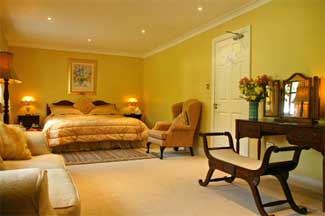 Hanoras Cottage - County Waterford Wedding Venue - Bedroom