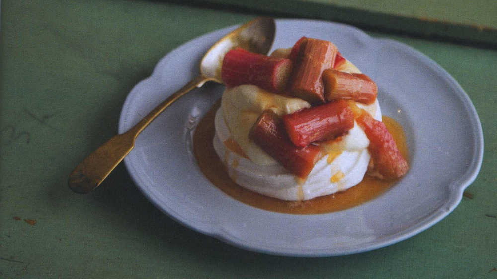 Rhubarb & Orange Meringues